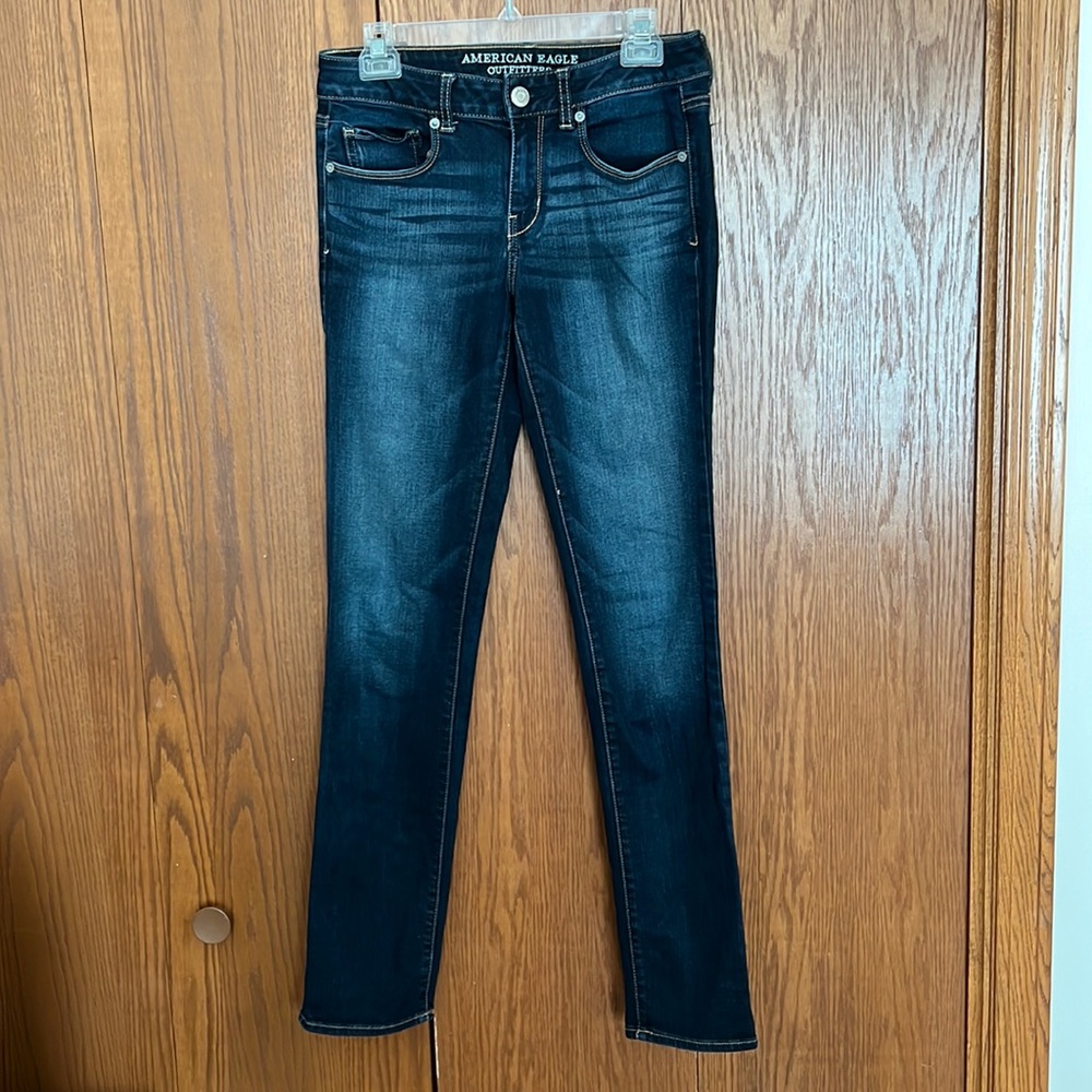 American Eagle size 8L jeans